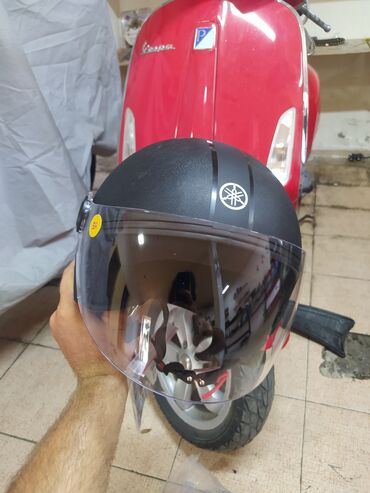 Motosikletlər: Moto dəbilqələr