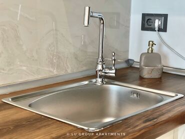 Günlük kirayə mənzillər: 2 otaqlı, Yasamal r. r-nu — 8