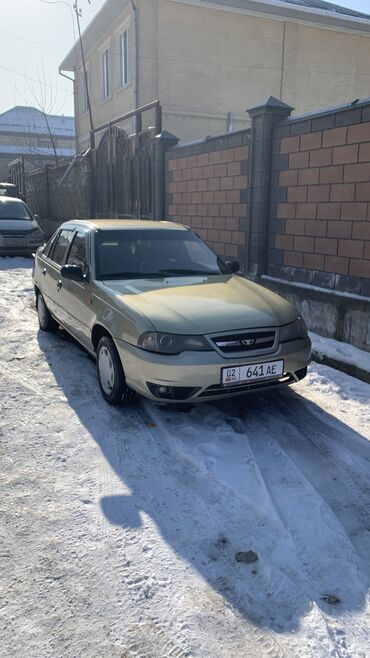 Daewoo: Daewoo Nexia: 2011 г., 1.5 л, Механика, Бензин, Седан