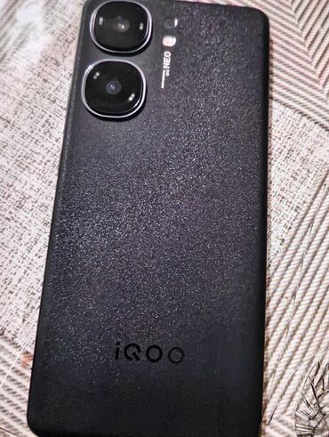 чехлы на редми нот 10: Vivo iQOO, Новый, 256 ГБ, 2 SIM