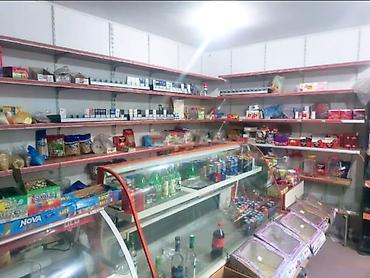 versus store: Ərzaq mağazasıdir 33 kv,3 yolun kəsişməsində yerləşir,hal hazırda — 1