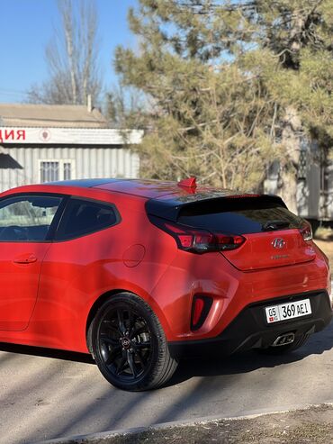 Hyundai: Hyundai Veloster: 2018 г., 2 л, Автомат, Бензин, Хэтчбэк — 7