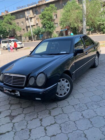 Mercedes-Benz: Mercedes-Benz : 1998 г., 3.2 л, Автомат, Бензин, Седан