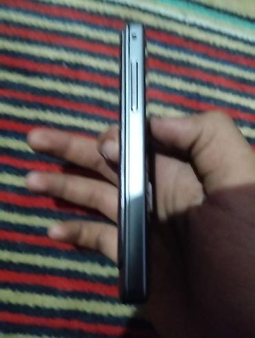 samsung 10a: Samsung < 2 GB Memory Capacity, rəng - Gümüşü, Düyməli — 3