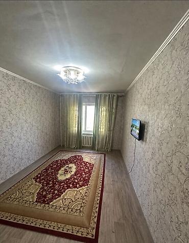 vostok 5: 2 комнаты, 52 м², Восток-5 мкр 105 серия, 3 этаж, Евроремонт — 1