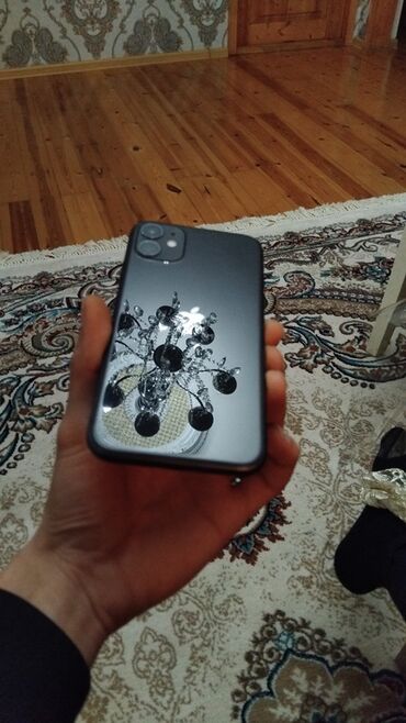 Apple iPhone: IPhone 11, 128 GB, Graphite, Face ID — 1