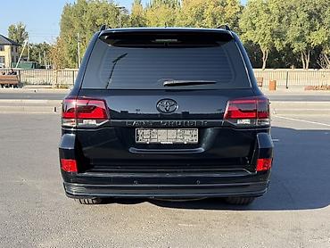bmw 2003: Toyota Land Cruiser: 2018 г., 4.6 л, Автомат, Бензин, Внедорожник — 5