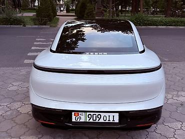 симорка 07: Zeekr 007: | 2024 г. Седан — 3