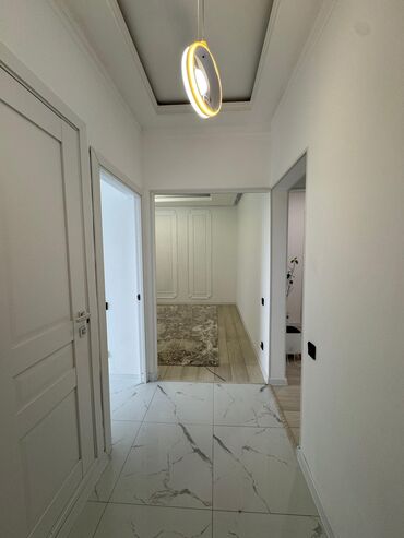 продаю дом в кунтуу: 3 комнаты, 61 м², 105 серия, 9 этаж, Евроремонт