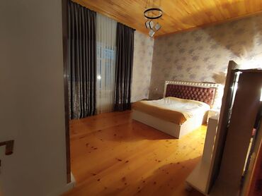 Uzunmüddətli kirayə evlər: 100 kv. m, 3 otaqlı — 3