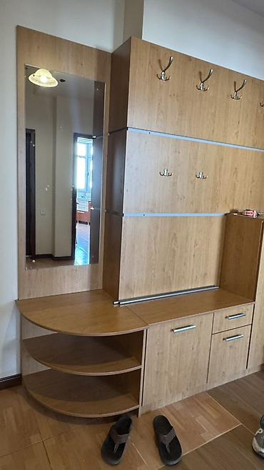 standing mirror: Прихожая модульная из ЛДСП под «дуб» - Комплектация: - Высокая — 4