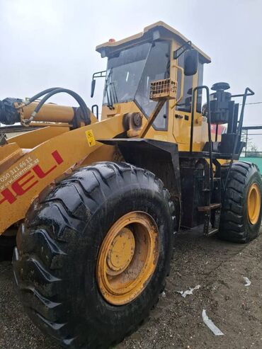 Digər nəqliyyat: Texnikanin adi: Heli ZL50E frontal yükləyici Kovuşu 3 kubluq Istehsal