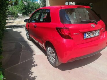 Toyota: Toyota Yaris: 1 l. | 2015 έ. Χάτσμπακ — 9