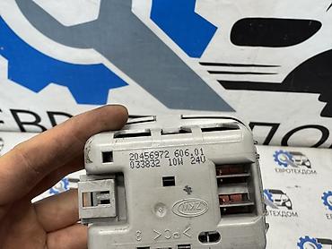 полик 5 д: Плафон салона Volvo FH12 fh12.380 D12 380 2003 Контрактный из — 8