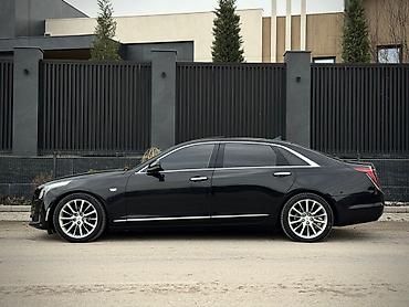 Cadillac: Cadillac Escalade: 2018 г., 2 л, Бензин, Седан — 2