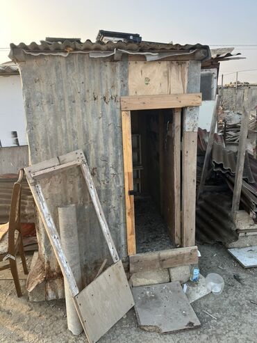 Göyərçinlər: Göyərçinlər zabratdadı hamsı uçan quşlardı isdəyən olsa gəlsin həyətdə — 10