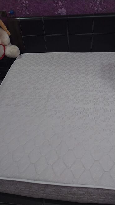 taxt ucun matras: Матрасы