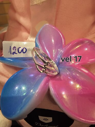 Minđuše: Srebrni nakit – više modela - Srebrne minđuše sa prozirnim cirkonima na lalafo.rs — 22 Minđuše: Srebrni nakit – više modela - Srebrne minđuše sa prozirnim cirkonima — 22