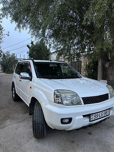 nisan x trel: Nissan X-Trail, ağ rəng, 5 qapı SUV/crossover. Özəlliklər: - Güclü və — 7