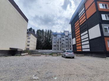 дом дордой келечек: 2 бөлмө, 74 кв. м, 108-серия, 2 кабат, ПСО (өзү оңдоп түзөтүп бүтүү үчүн)