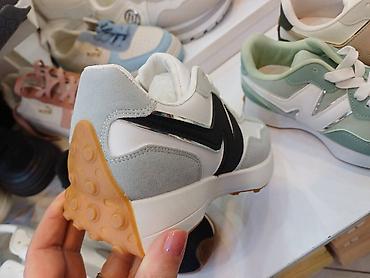 Women's Sneakers and athletic shoes: Novi modeli patika od 36 do 41. 3900 dinara v — 4