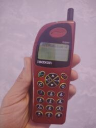 telefon stabilizer: Nokia 1, 128 GB, rəng - Qara, Düyməli, İki sim kartlı