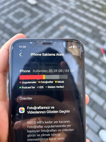 Apple iPhone: IPhone 11, Space Gray, Face ID — 7