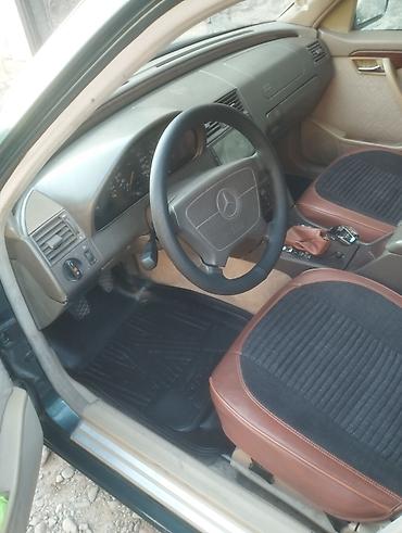 volkswagen passat nece masindi: Mercedes-Benz E-Class (W210) sedan - Kuzov: 4 qapılı sedan, tünd — 4