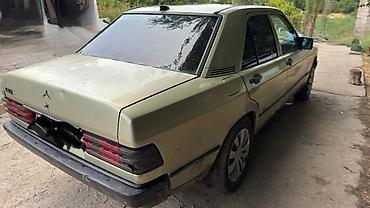 ml 163: Mercedes-Benz 190: 1985 г., 0.2 л, Механика, Бензин, Седан — 3