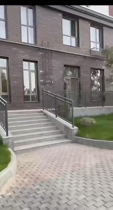 баня строим: Продается Коммерческое помещение с витражным остеклением в новом — 1