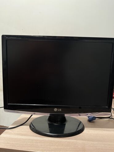 still cool android monitor: Monitor LG Flatron W1954S, 1440x900, 75 Гц, Heç bir problemi yoxdu