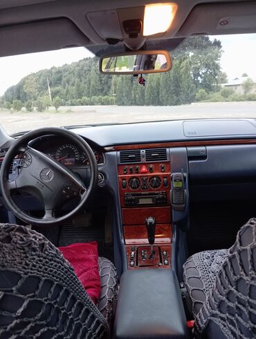 Mercedes-Benz: Mercedes-Benz E-Class: 2 l | 2000 il Sedan -da lalafo.az — 18 Mercedes-Benz: Mercedes-Benz E-Class: 2 l | 2000 il Sedan — 18