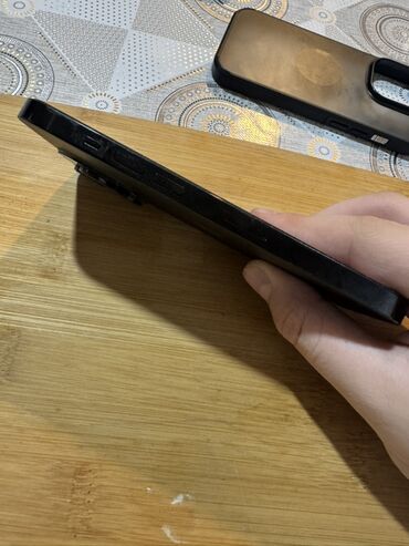 Apple iPhone: IPhone 14 Pro, 128 GB, Qara, Simsiz şarj — 3