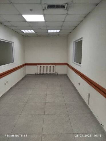 сдам комнату в частном доме: 15 м², Без мебели