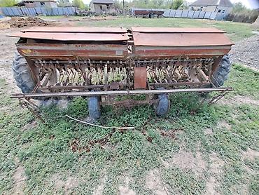 Traktorlar: Belarus 1221 təkərli kənd təsərrüfatı traktoru - Güclü ön çəki — 8