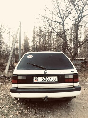 Volkswagen: Volkswagen Passat Variant: 1989 г., 1.8 л, Механика, Бензин, Универсал — 1