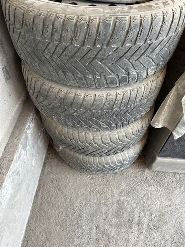 обмен на грузовой авто: Колеса в сборе 205 / 50 / R 16, Зима, Б/у, Комплект, Легковые, Железные, отверстий - 5