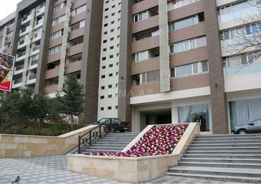 28 may evler: Bakı, 3 otaqlı, Köhnə tikili, m. İçərişəhər, 70 kv. m