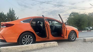 мини автобус: Hyundai Sonata: 2019 г., 2 л, Автомат, Газ, Седан — 5