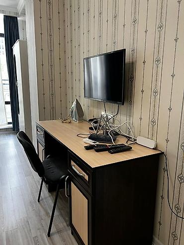 Посуточная аренда квартир: 1 комната, Душевая кабина, Постельное белье, Кондиционер — 12