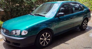 Toyota: Toyota Corolla: 1.4 l. | 2001 έ. Χάτσμπακ — 3