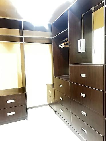 Qarderob. Keyfiyyetli materialdan hazirlanmisdir. Sokulmush