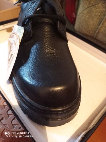Другая мужская обувь: Продаю мужские новые кожанные туфли российские,мощные,красивые,42