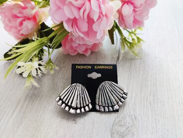 clip naocare beograd: Screwback earrings