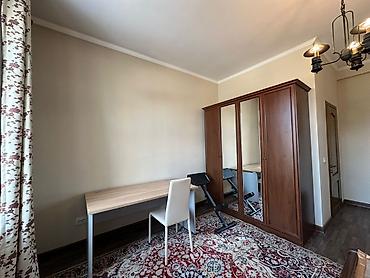 Долгосрочная аренда домов: 280 м², 6 комнат — 6