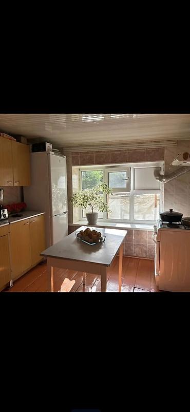 квартиры в беловодском: 60 м², 3 комнаты, Аламедин-1 мкр, Без подселения — 1