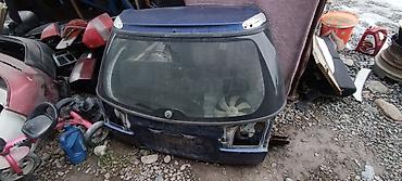 я ищу степ вагон: Крышка багажника Subaru, 2000 г., Б/у, Оригинал — 3