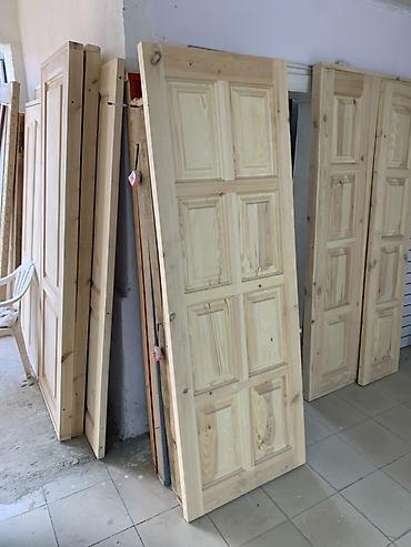 Массивные деревянные филенчатые двери из натуральной хвои