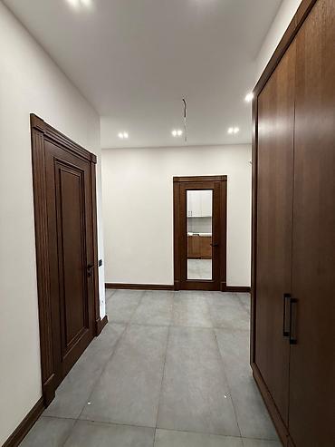 Продажа квартир: 3 комнаты, 128 м², Элитка, 2 этаж — 3