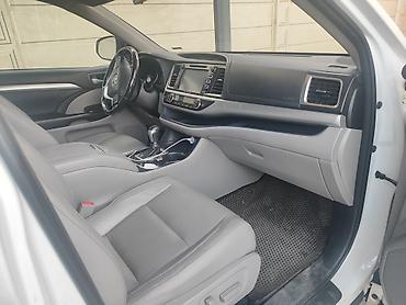 range rover 2017: Toyota Highlander: 2018 г., 3.5 л, Автомат, Бензин, Кроссовер — 8